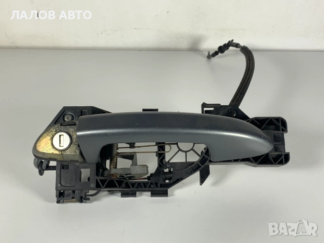 Предна лява дръжка врата Пасат Б6 Predna lqva drujka vrata Passat B6 