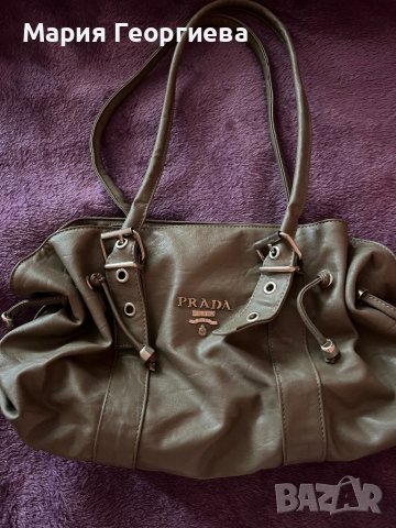 Оригинална дамска чанта PRADA, снимка 1 - Чанти - 42949635