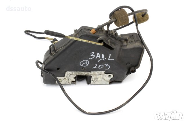 Брава задна лява врата Mercedes W203 A2037300135, снимка 1