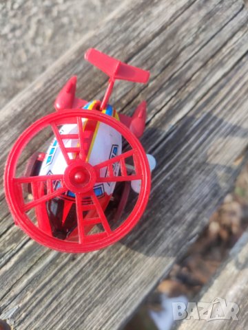 Продавам Играчка хеликоптер , снимка 4 - Влакчета, самолети, хеликоптери - 43801851