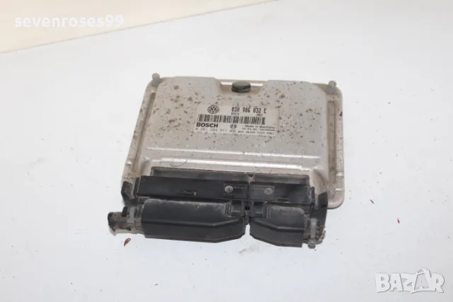 Компютър двигател Vw Lupo 1.0i 50hp Фолксваген Лупо 030906032E 0261204911