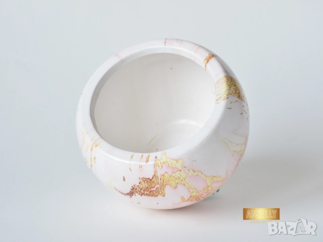 Декоративни Кашпи за Сукуленти и Цветя / Подарък за Нов Дом / Цветни Саксии Изработени от Смола , снимка 7 - Саксии и кашпи - 52412648