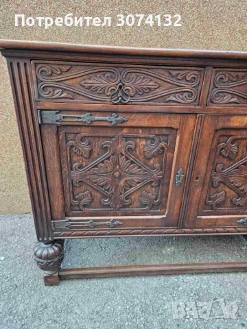 Шкаф с дърворезба в стил Готика, снимка 5 - Шкафове - 49104434