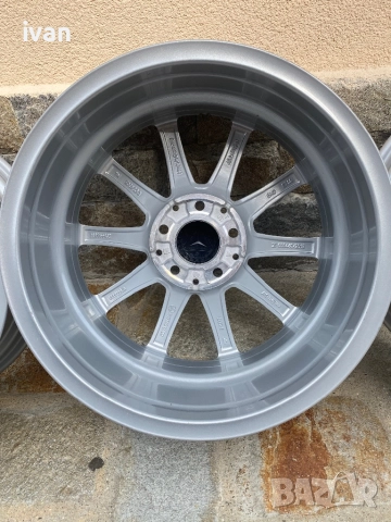 Оригинални джанти за Мерцедес, комплект с датчици в безупречно състояние неразличимо от нови, снимка 4 - Гуми и джанти - 51864681