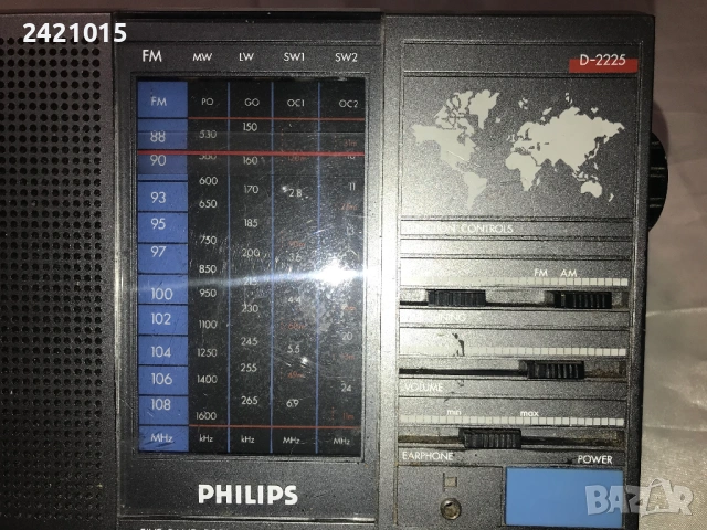 Радио Philips D-2225, снимка 3 - Радиокасетофони, транзистори - 53040079