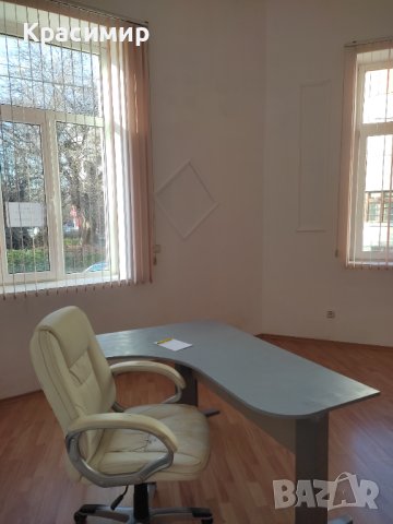 Подходящо за офис, кабинет, жилище, снимка 9 - Етаж от къща - 34258233