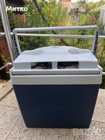 Хладилна чанта MOBICOOL 25 литра,12 волта, снимка 4 - Хладилници - 47420184