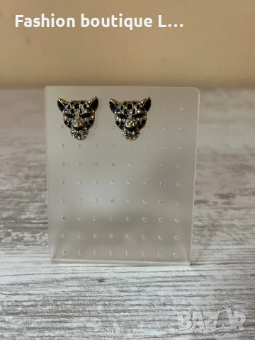 Поставка за много обеци в прозрачен матов вариант ❤️