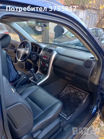 Suzuki grand Vitara 1.6 ; 4×4 ; 2012г., снимка 11 - Автомобили и джипове - 47905600