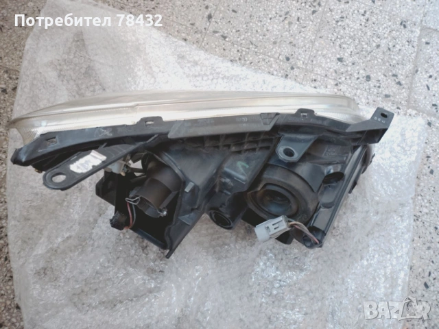 ОРИГИНАЛЕН ФАР ПРЕДЕН ЛЯВ ТОЙОТА АВЕНСИС / TOYOTA AVENSIS , снимка 3 - Части - 53526639