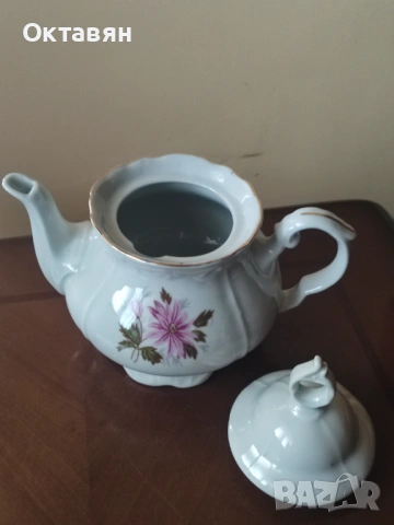 Порцеланов чайник, снимка 5 - Аксесоари за кухня - 53467904