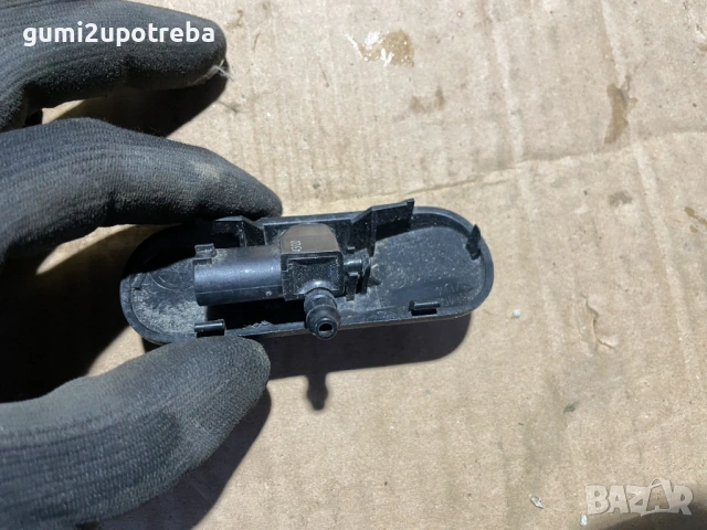 Пръскалка Преден Прозорец 5M0955986C Volkswagen ID.3 E11 pro, снимка 2 - Аксесоари и консумативи - 53505620