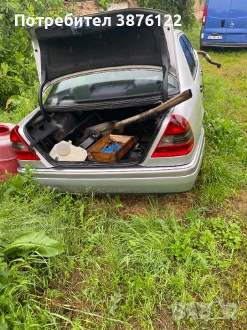 2 Мерцедеса за части ц200 и ц250, снимка 13 - Части - 52395603