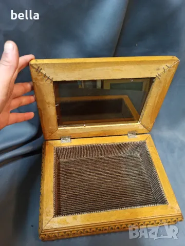 МАСИВНА ДЪРВЕНА КУТИЯ ЗА БИЖУТА ,ДР ДЪРВОРЕЗБА , снимка 8 - Антикварни и старинни предмети - 49313785