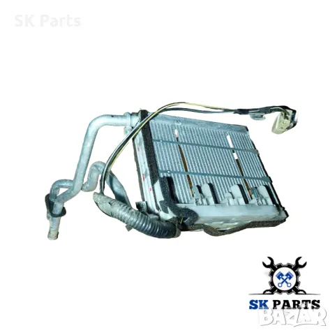 Радиатор парно за Toyota Avensis t25
