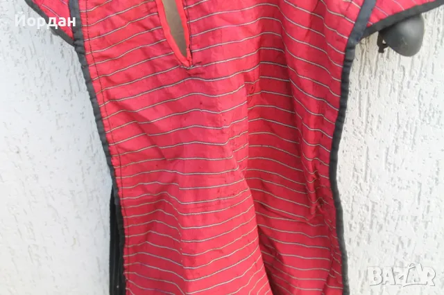 Детска дреха от народна носия, снимка 10 - Антикварни и старинни предмети - 50130757