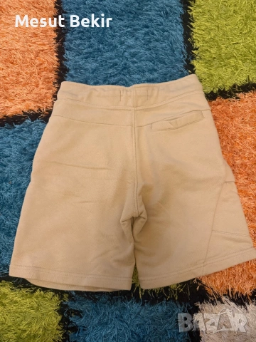 Къси гащи на BERSHKA, снимка 2 - Къси панталони - 53586033