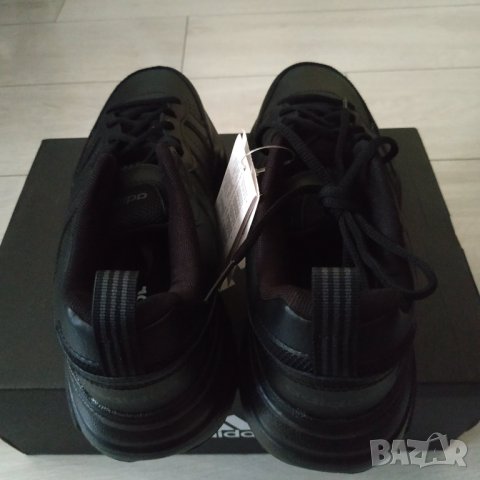 Оригинални маратонки Adidas Strutter Black номер 43и1/3, снимка 5 - Маратонки - 40065207