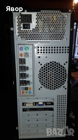 Компютър настолен с екран , снимка 8 - Работни компютри - 52757004