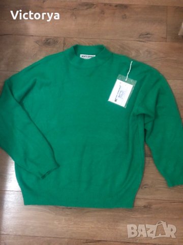 Дамски нов пуловер с етикет, снимка 1 - Блузи с дълъг ръкав и пуловери - 43351545