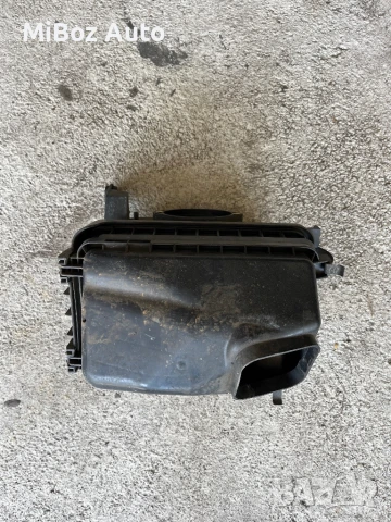 Кутия въздушен филтър Мицубиши Аутлендър 2 Mitsubishi Outlander (2006-2012)