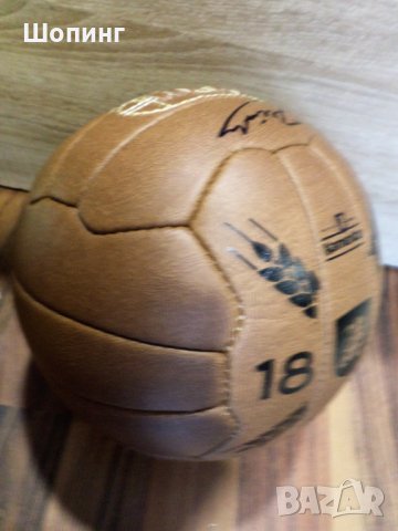 Футболна топка с автограф на Стоичков, снимка 3 - Фен артикули - 29008849