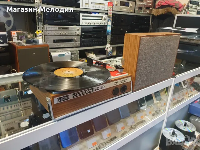 💽📻📀🎶 Грамофон RFT Ziphona Solid от 1973г. Има вграден усилвател и говорител. Работи без проблем,, снимка 8 - Грамофони - 49180710