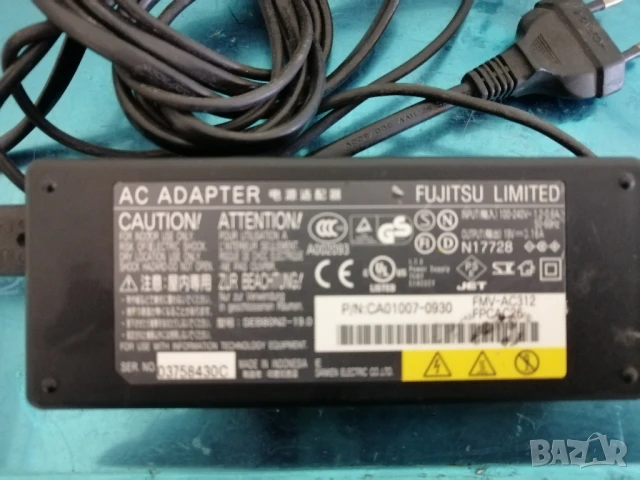 Оригинално зарядно за лаптоп Fujitsu, снимка 2 - Лаптоп аксесоари - 50671930