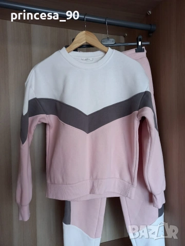 Екип Reserved , снимка 2 - Спортни екипи - 53582561