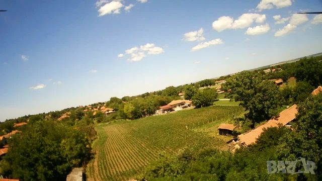 Имот 2,78 дка с ток, вода и постройки в с. Обнова