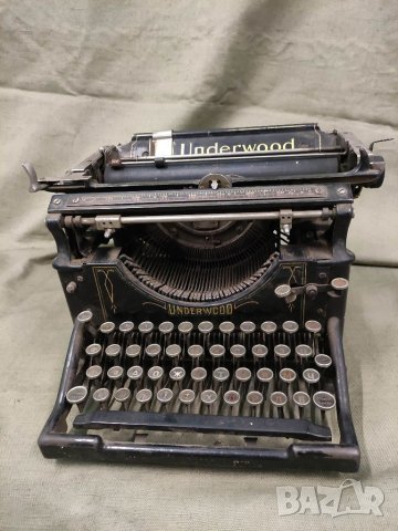 Продавам американска пишеща машина Underwood No. 5