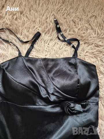 Малка черна рокля, снимка 2 - Рокли - 53409978