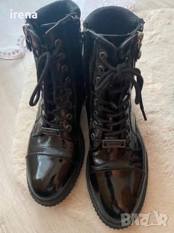 Дамски боти