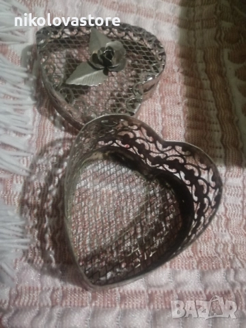 малка метална декоративна кутийка , снимка 2 - Декорация за дома - 51659648