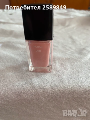 лак за нокти Диор, снимка 3 - Продукти за маникюр - 51366334