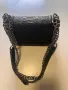 Черна дамска чантичка тип Chanel, снимка 7