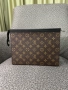 КАТО ЧИСТО НОВ Louis Vuitton Clutch, снимка 2