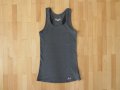 Under Armour Fitted Sports Tank, снимка 1