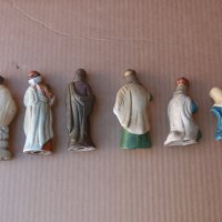 Много стари порцеланови КОЛЕДНИ фигури , статуетки - 6 броя , статуетка, снимка 5 - Антикварни и старинни предмети - 38372120