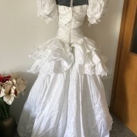 Сватбена булчинска рокля модел Холивууд, снимка 6 - Рокли - 26432075