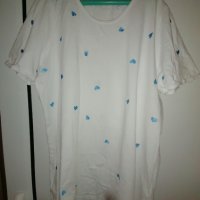 Бяла тениска на сини сърчица, снимка 1 - Тениски - 43269400