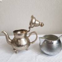 Малки чайник и каничка за мляко, снимка 5 - Антикварни и старинни предмети - 43654409