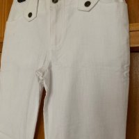 Бял панталон лек чарлзтон, снимка 1 - Панталони - 28247018