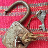 Катинар кофар Елзет  2 ключа, снимка 3 - Антикварни и старинни предмети - 43184804