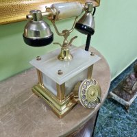 Изключително красив антикварен италиански телефон от оникс и позлатен месинг , снимка 3 - Антикварни и старинни предмети - 43311628