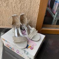 Детски сандали на ток , снимка 8 - Детски сандали и чехли - 37691312