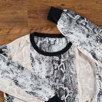 Calvin Klein Tenim - страхотна дамска блуза КАТО НОВА, снимка 2 - Блузи с дълъг ръкав и пуловери - 28990658