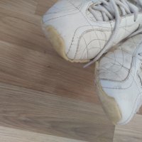 Маратонки Обувки Пума, стелката 23,5 см, снимка 2 - Маратонки - 37266187
