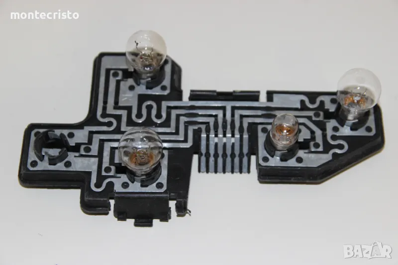 Дясна платка стоп Opel Corsa B 3 врати хечбек (1993-2000г.) десен ламподържач, снимка 1