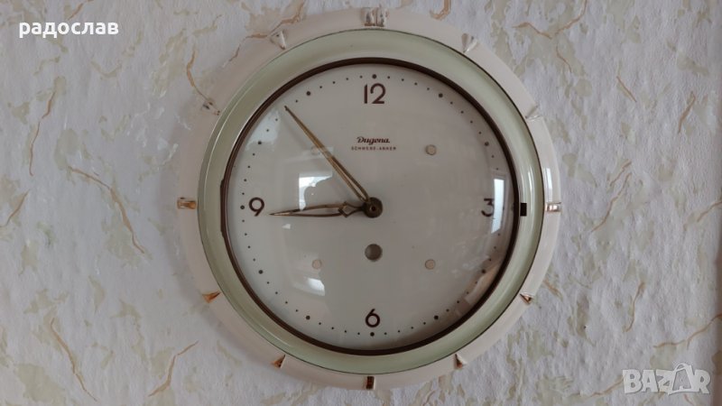 Порцеланов стенен часовник №3, снимка 1